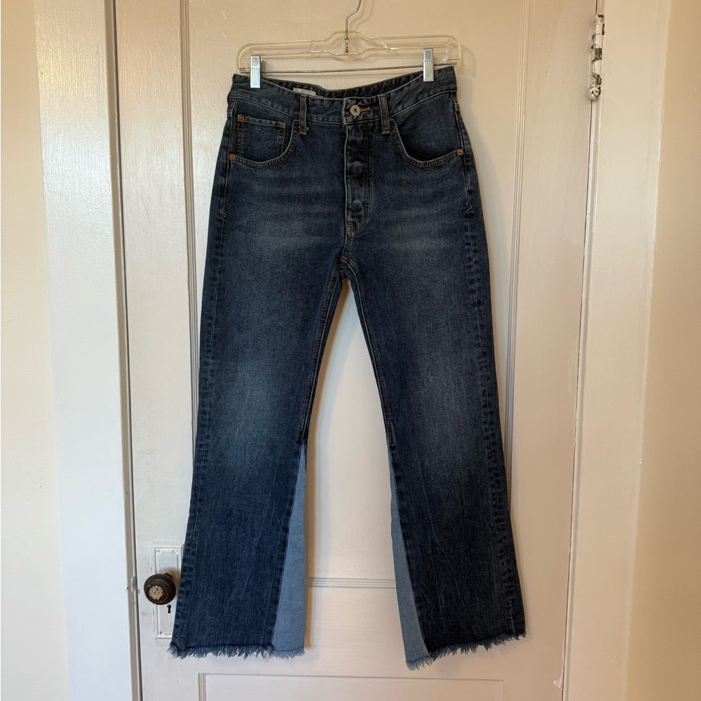 Pilcro High Rise Cropped Flare Jeans - Size 6 or 8